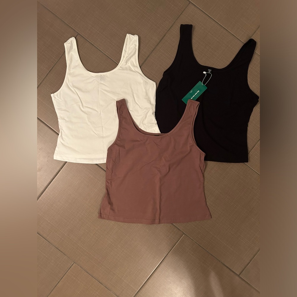 SHEIN EZwear cami set of 3
